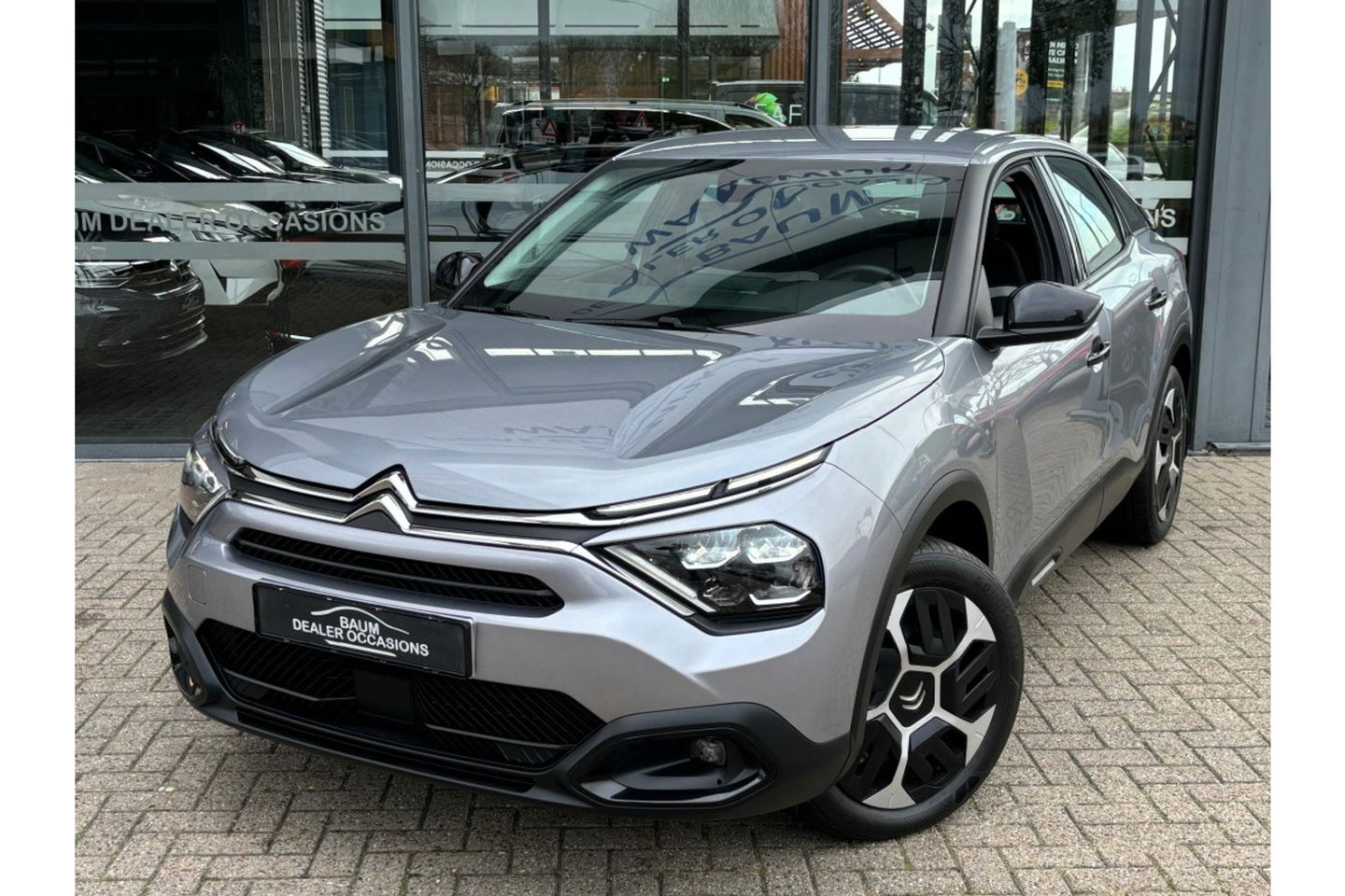 Citroën C4 1.2 PURETECH FEEL AIRCO NAVI-CAPLAY STOELVERW.