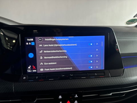 Volkswagen Golf 1.5 eTSI R-Line Pano|HuD|IQ|Camera|Keyless