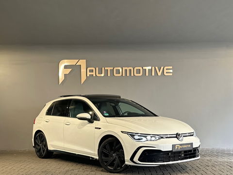 Volkswagen Golf 1.5 eTSI R-Line Pano|HuD|IQ|Camera|Keyless