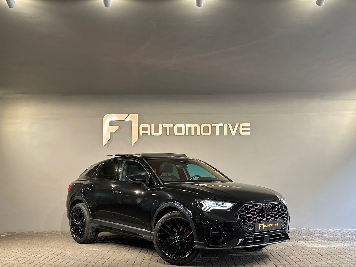 Audi Q3 Sportback 35 TFSI 3x S Line Pano|Keyl|Blackpack|Matrix