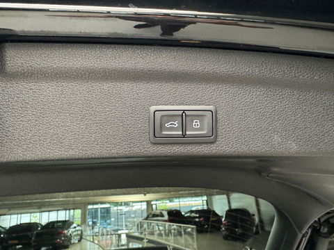 Audi Q3 Sportback 35 TFSI 3x S Line Pano|Keyl|Blackpack|Matrix