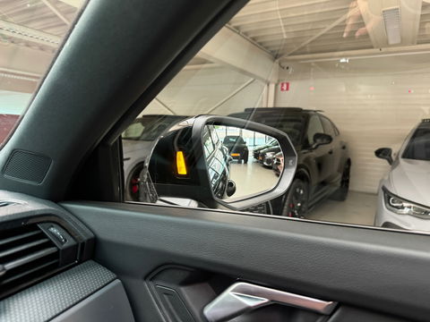 Audi Q3 Sportback 35 TFSI 3x S Line Pano|Keyl|Blackpack|Matrix