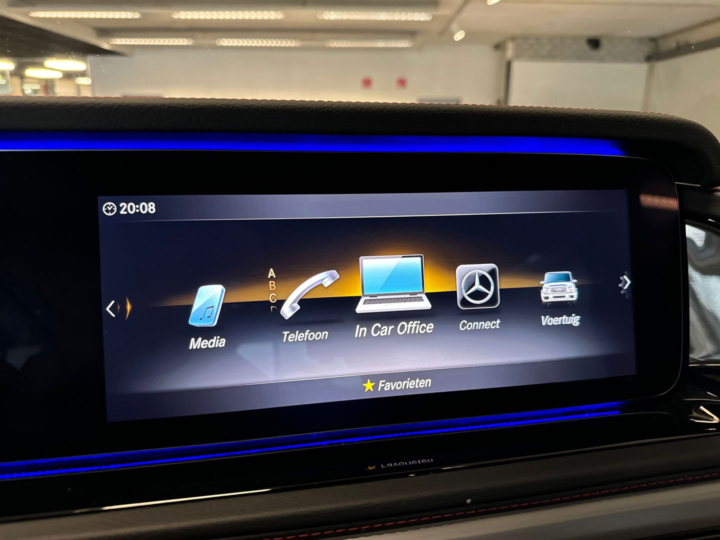 Mercedes-Benz G-Klasse 63 AMG Pano|Burmester|360|Massage|VOL