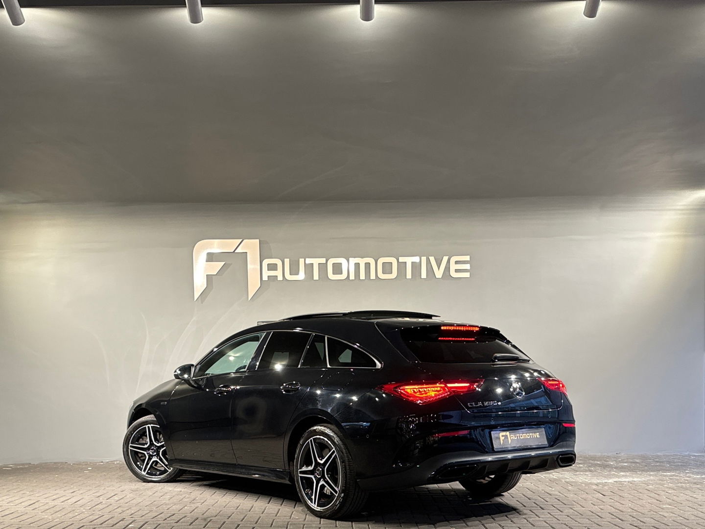 Mercedes-Benz CLA-Klasse Shooting Brake 250 e AMG Pano|Sfeer