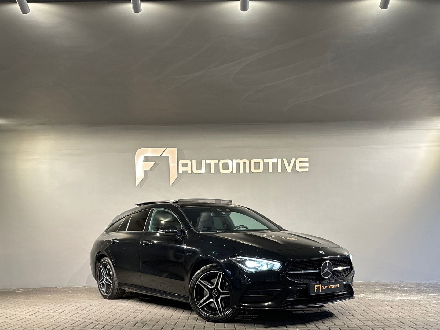 Mercedes-Benz CLA-Klasse Shooting Brake 250 e AMG Pano|Sfeer