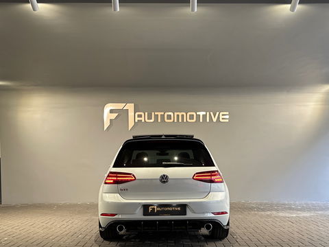 Volkswagen Golf 2.0 TSI GTI Pano|DCC|ACC|LaneAss|Parelmoer
