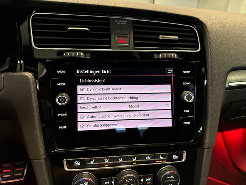 Volkswagen Golf 2.0 TSI GTI Pano|DCC|ACC|LaneAss|Parelmoer