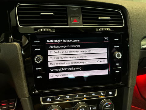 Volkswagen Golf 2.0 TSI GTI Pano|DCC|ACC|LaneAss|Parelmoer