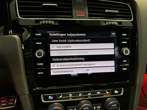 Volkswagen Golf 2.0 TSI GTI Pano|DCC|ACC|LaneAss|Parelmoer