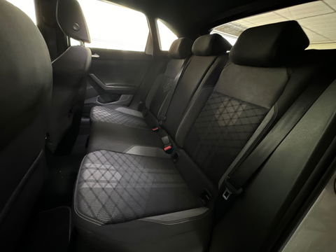 Volkswagen Taigo 1.0 TSI R-Line Pano|IQ|Camera|ACC|Lane Assist