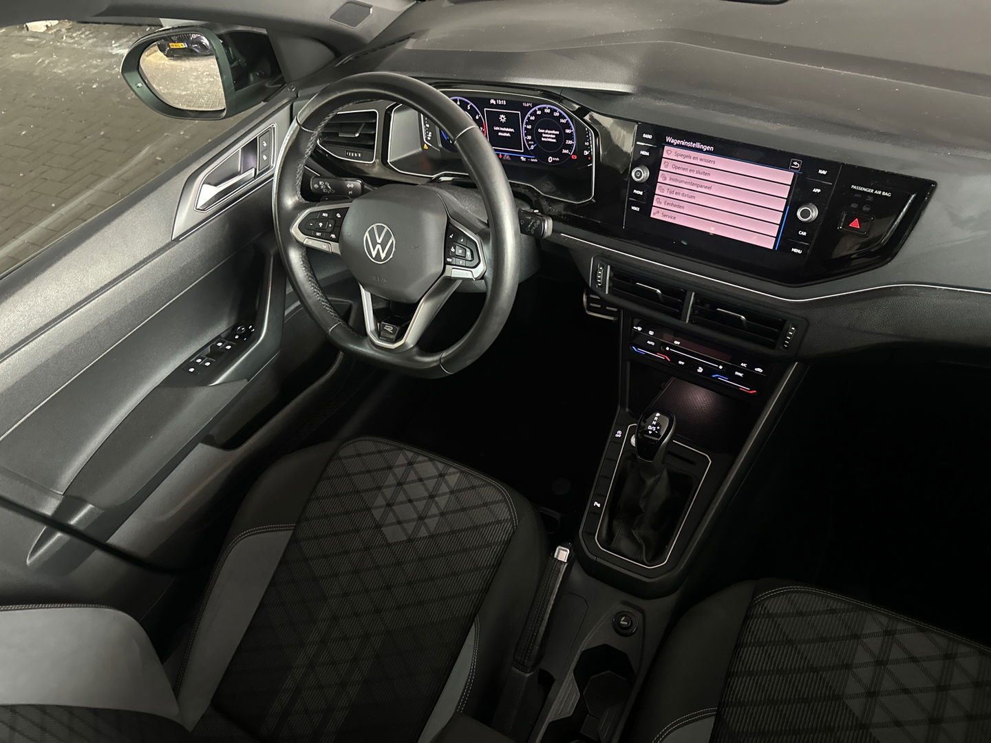 Volkswagen Taigo 1.0 TSI R-Line Pano|IQ|Camera|ACC|Lane Assist