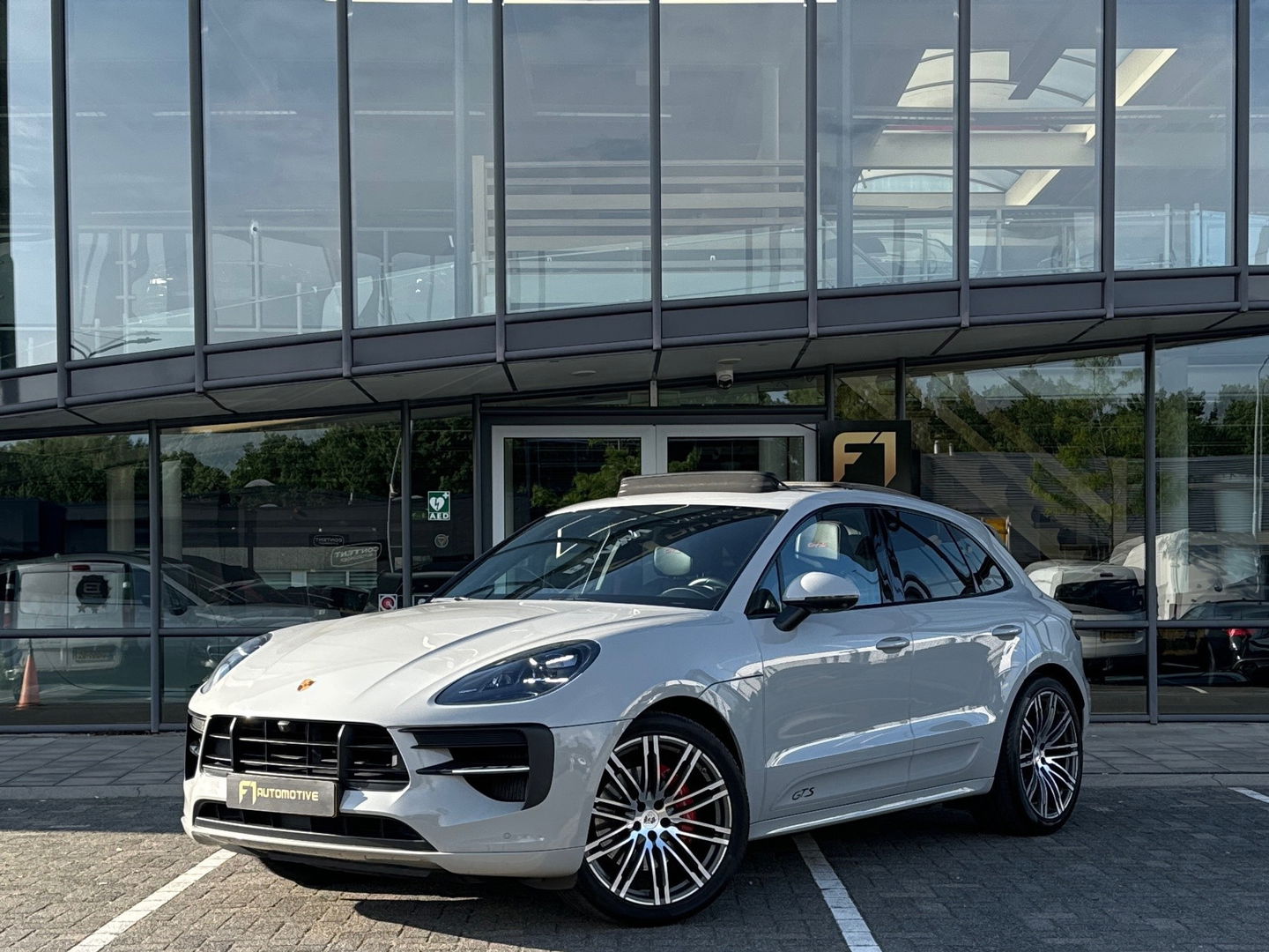 Porsche Macan 2.9 GTS Pano|Sportdesign|Chrono|Luchtv|Trekhaak