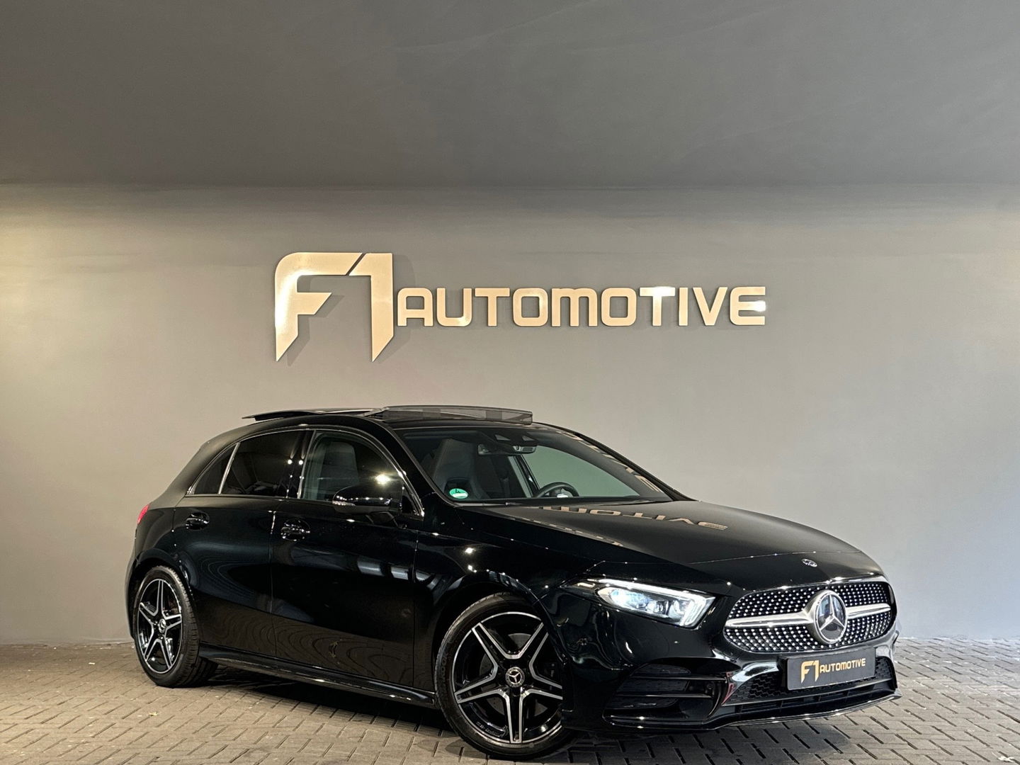 Mercedes-Benz A-Klasse 220 AMG Pano|Memory|Sfeer|Nightpakket