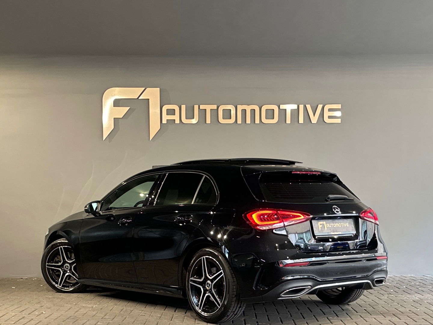 Mercedes-Benz A-Klasse 220 AMG Pano|Memory|Sfeer|Nightpakket