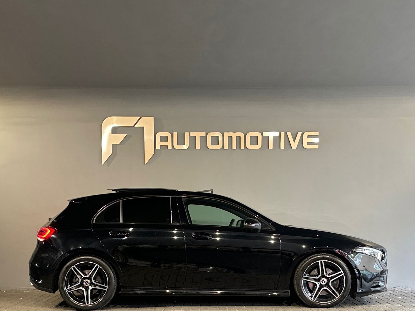 Mercedes-Benz A-Klasse 220 AMG Pano|Memory|Sfeer|Nightpakket