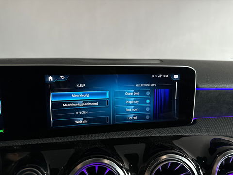 Mercedes-Benz A-Klasse 220 AMG Pano|Memory|Sfeer|Nightpakket