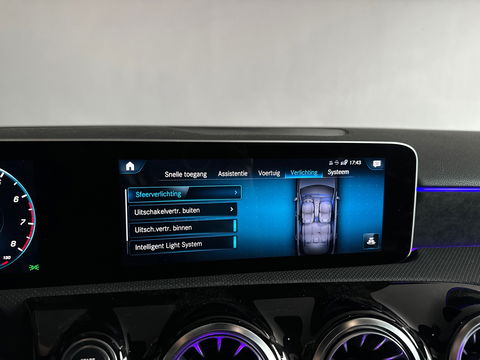 Mercedes-Benz A-Klasse 220 AMG Pano|Memory|Sfeer|Nightpakket