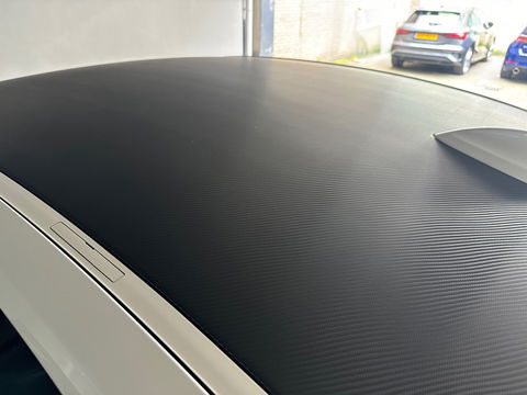 BMW 3-serie 330i High Executive M Sport|HuD|Carbon|Leer|NAP