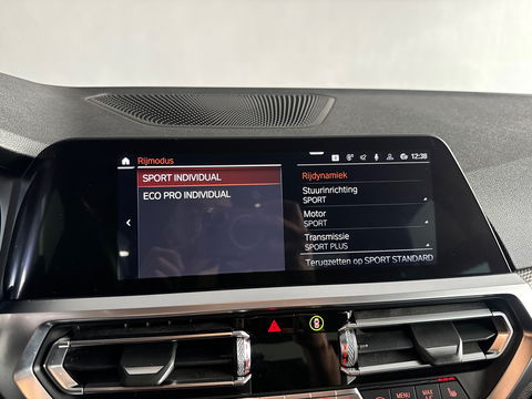 BMW 3-serie 330i High Executive M Sport|HuD|Carbon|Leer|NAP