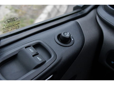 Ford Transit Custom 300 2.0 TDCI L2H1 DC Black Edition Camera, Adaptieve Cruise, 170Pk, Carplay, Automaat, Leder, Multimedia, Sensoren, 2 x Schuifdeur, UNIEK!