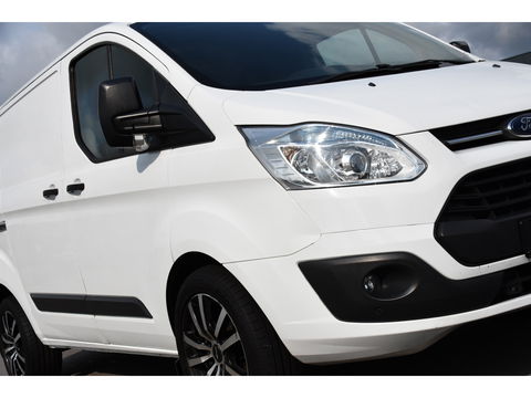 Ford Transit Custom 270 2.2 TDCI L1H1 PB Edition Camera, Cruise, Sensoren, Trekhaak, Multimedia, 125PK, Airco, Uniek!