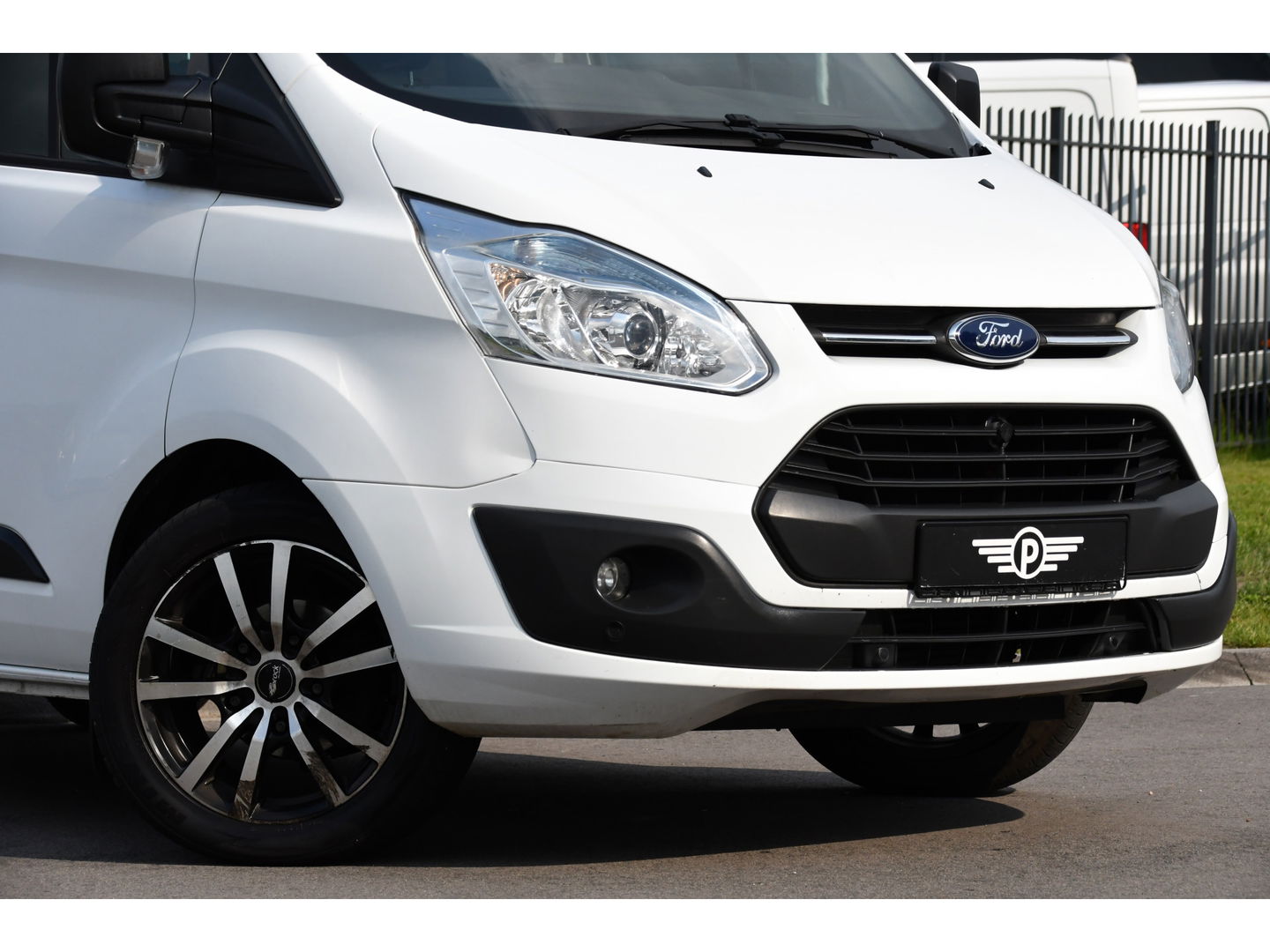 Ford Transit Custom 270 2.2 TDCI L1H1 PB Edition Camera, Cruise, Sensoren, Trekhaak, Multimedia, 125PK, Airco, Uniek!