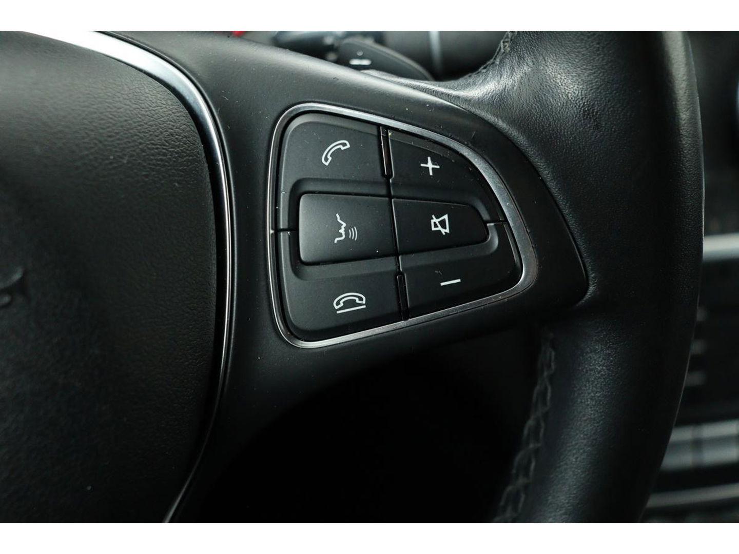Mercedes-Benz A-Klasse 180d Lease Edition | Panoramadak | Carplay | Navigatie | Cruise control | Airco | Bluetooth | Sportstoelen | Half leder