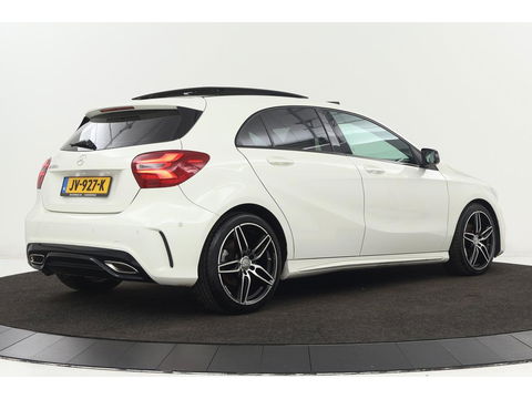 Mercedes-Benz A-Klasse 180d Lease Edition | Panoramadak | Carplay | Navigatie | Cruise control | Airco | Bluetooth | Sportstoelen | Half leder