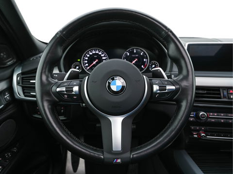BMW X5 xDrive30d High Executive M-Sportpack Aut. *PANO | LUXURY-LEATHER | FULL-LED | HARMAN/KARDON-SURROUND | HEAD-UP | MEMORY-PACK | DIGI-COCKPIT | KEYLESS | CAMERA | NAVI-FULLMAP | AMBIENT-LIGHT | HEATED-COMFORT-SEATS | SHIFT-PADDLES