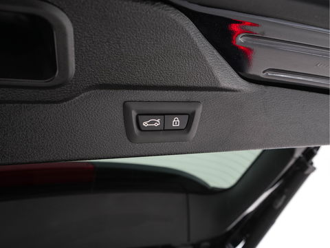 BMW X5 xDrive30d High Executive M-Sportpack Aut. *PANO | LUXURY-LEATHER | FULL-LED | HARMAN/KARDON-SURROUND | HEAD-UP | MEMORY-PACK | DIGI-COCKPIT | KEYLESS | CAMERA | NAVI-FULLMAP | AMBIENT-LIGHT | HEATED-COMFORT-SEATS | SHIFT-PADDLES