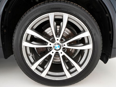 BMW X5 xDrive30d High Executive M-Sportpack Aut. *PANO | LUXURY-LEATHER | FULL-LED | HARMAN/KARDON-SURROUND | HEAD-UP | MEMORY-PACK | DIGI-COCKPIT | KEYLESS | CAMERA | NAVI-FULLMAP | AMBIENT-LIGHT | HEATED-COMFORT-SEATS | SHIFT-PADDLES