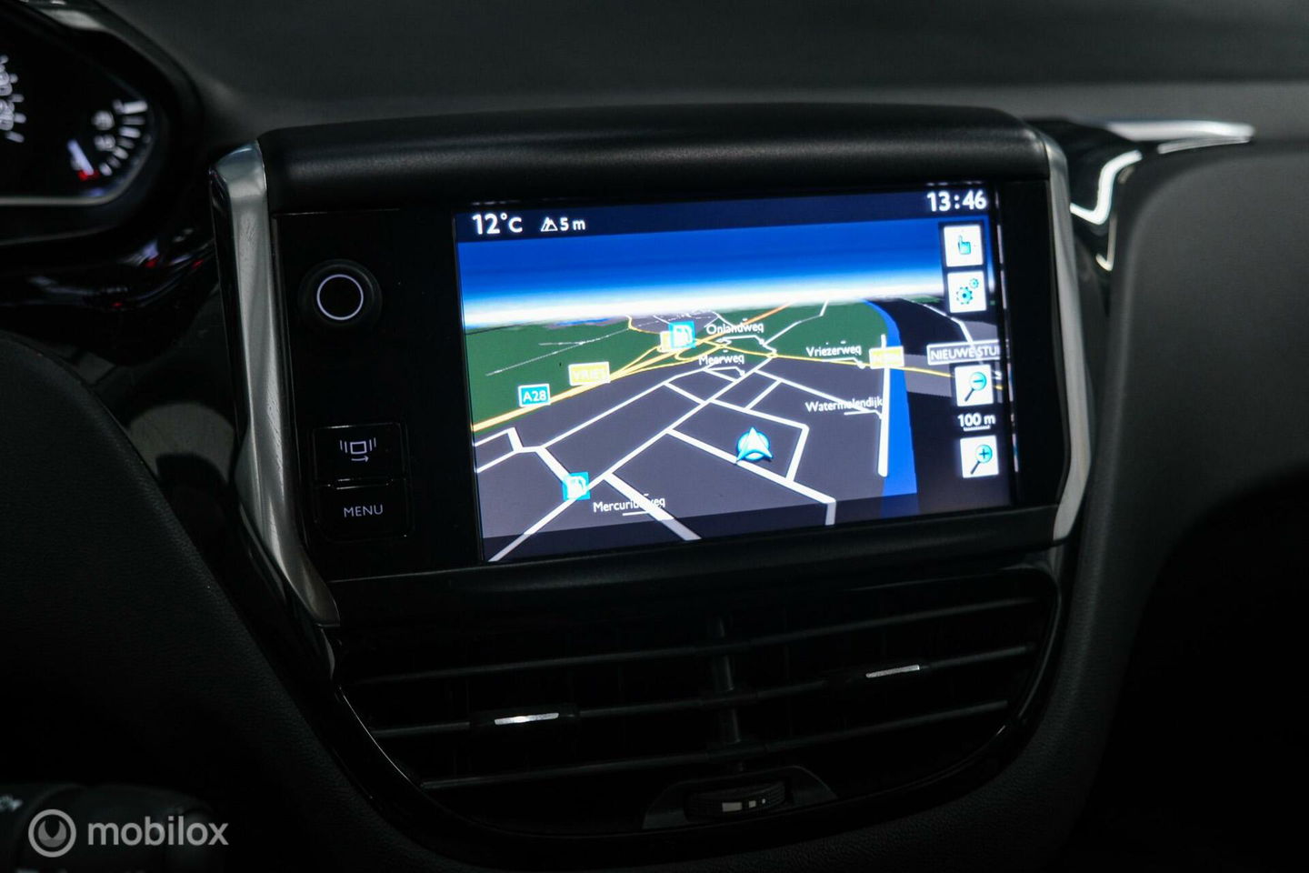 Peugeot 208 1.4 VTi Griffe | NAP NL auto | Lederen bekleding | PDC | Navigatie | Rijklaarprijs |