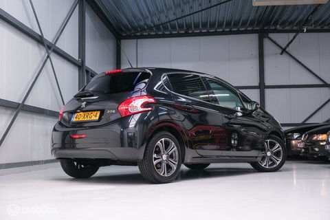 Peugeot 208 1.4 VTi Griffe | NAP NL auto | Lederen bekleding | PDC | Navigatie | Rijklaarprijs |