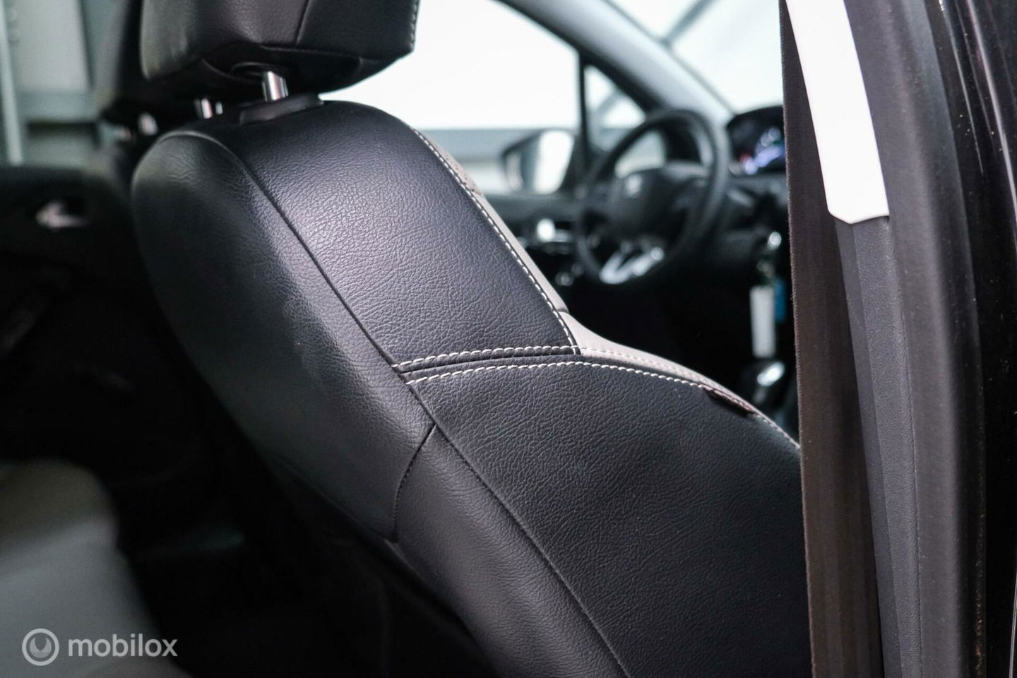 Peugeot 208 1.4 VTi Griffe | NAP NL auto | Lederen bekleding | PDC | Navigatie | Rijklaarprijs |