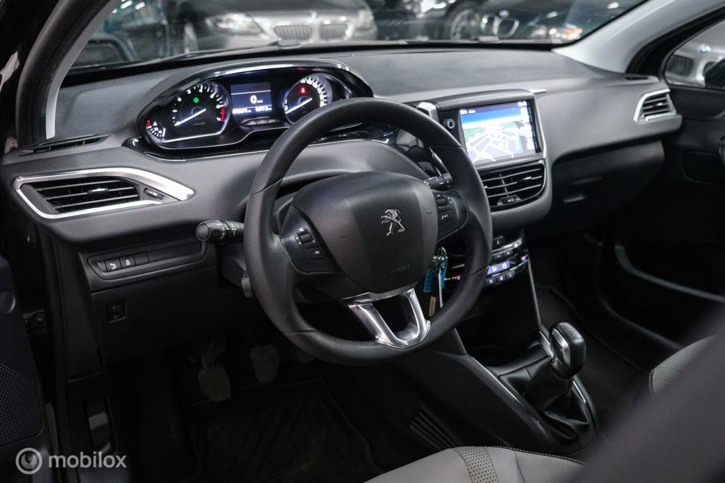 Peugeot 208 1.4 VTi Griffe | NAP NL auto | Lederen bekleding | PDC | Navigatie | Rijklaarprijs |