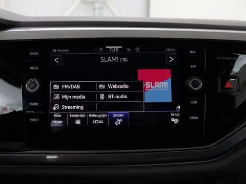 Volkswagen Polo 1.0 TSI R-Line | Stoelverwarming | Camera | Carplay | Climate control | Adaptive cruise | Full LED | Navigatie | Virtual Cockpit
