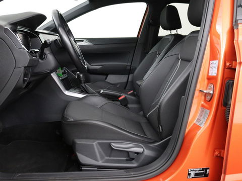 Volkswagen Polo 1.0 TSI R-Line | Stoelverwarming | Camera | Carplay | Climate control | Adaptive cruise | Full LED | Navigatie | Virtual Cockpit