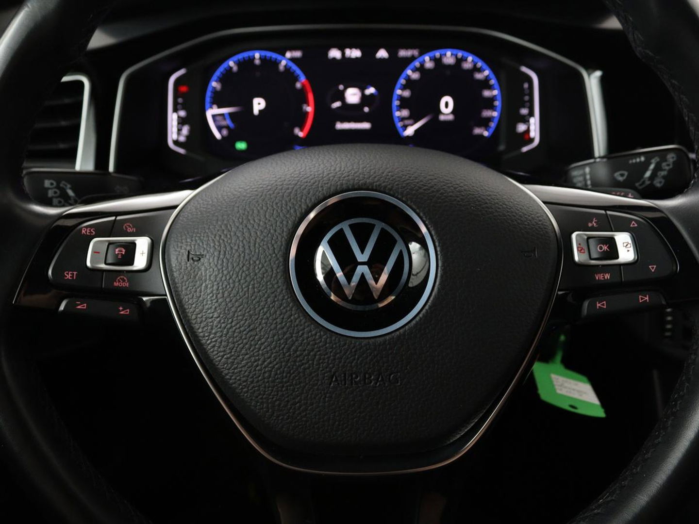 Volkswagen Polo 1.0 TSI R-Line | Stoelverwarming | Camera | Carplay | Climate control | Adaptive cruise | Full LED | Navigatie | Virtual Cockpit