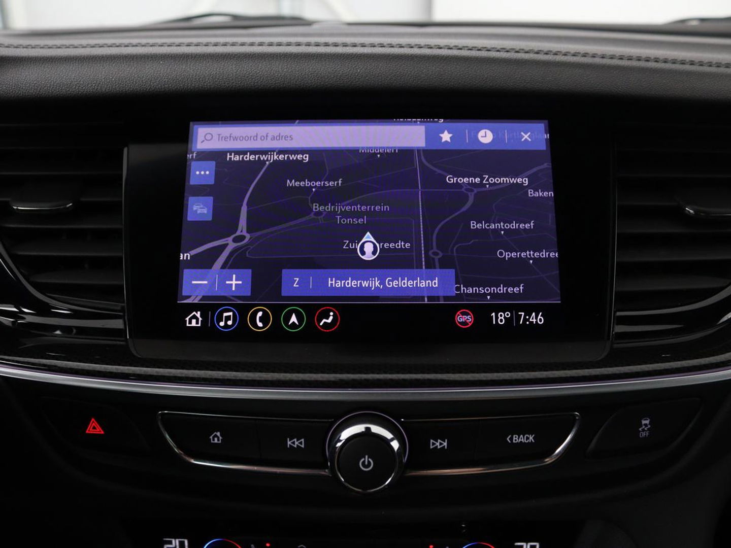 Opel Insignia 1.5 CDTI Business Elegance | Stoel & stuurverwarming | Trekhaak | Camera | Matrix LED | Carplay | Keyless | Navigatie