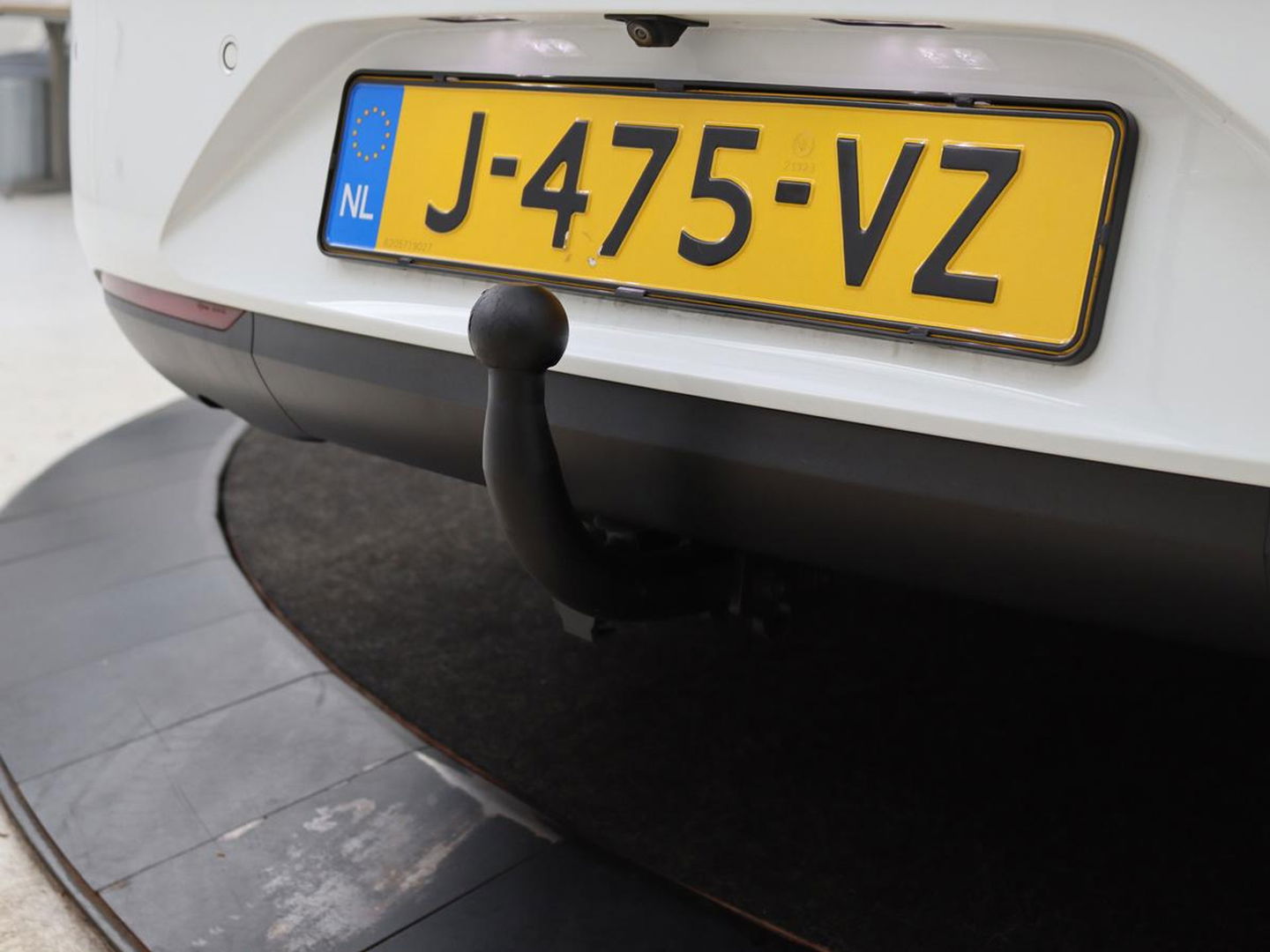 Opel Insignia 1.5 CDTI Business Elegance | Stoel & stuurverwarming | Trekhaak | Camera | Matrix LED | Carplay | Keyless | Navigatie