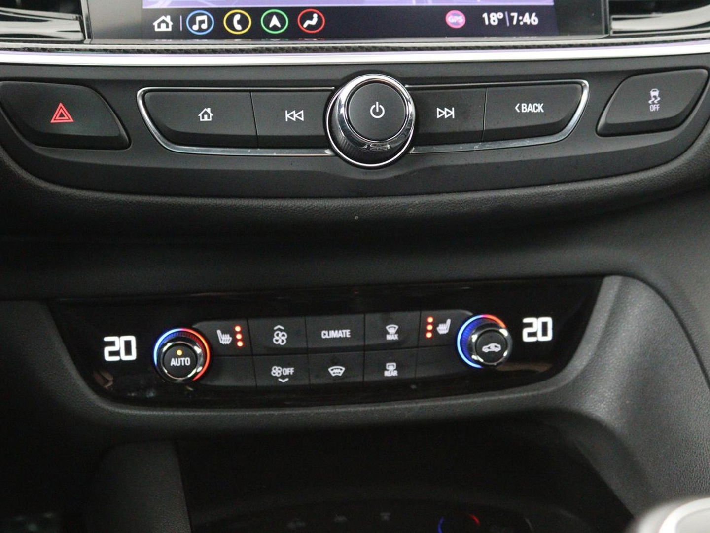 Opel Insignia 1.5 CDTI Business Elegance | Stoel & stuurverwarming | Trekhaak | Camera | Matrix LED | Carplay | Keyless | Navigatie