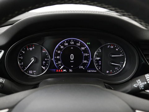 Opel Insignia 1.5 CDTI Business Elegance | Stoel & stuurverwarming | Trekhaak | Camera | Matrix LED | Carplay | Keyless | Navigatie