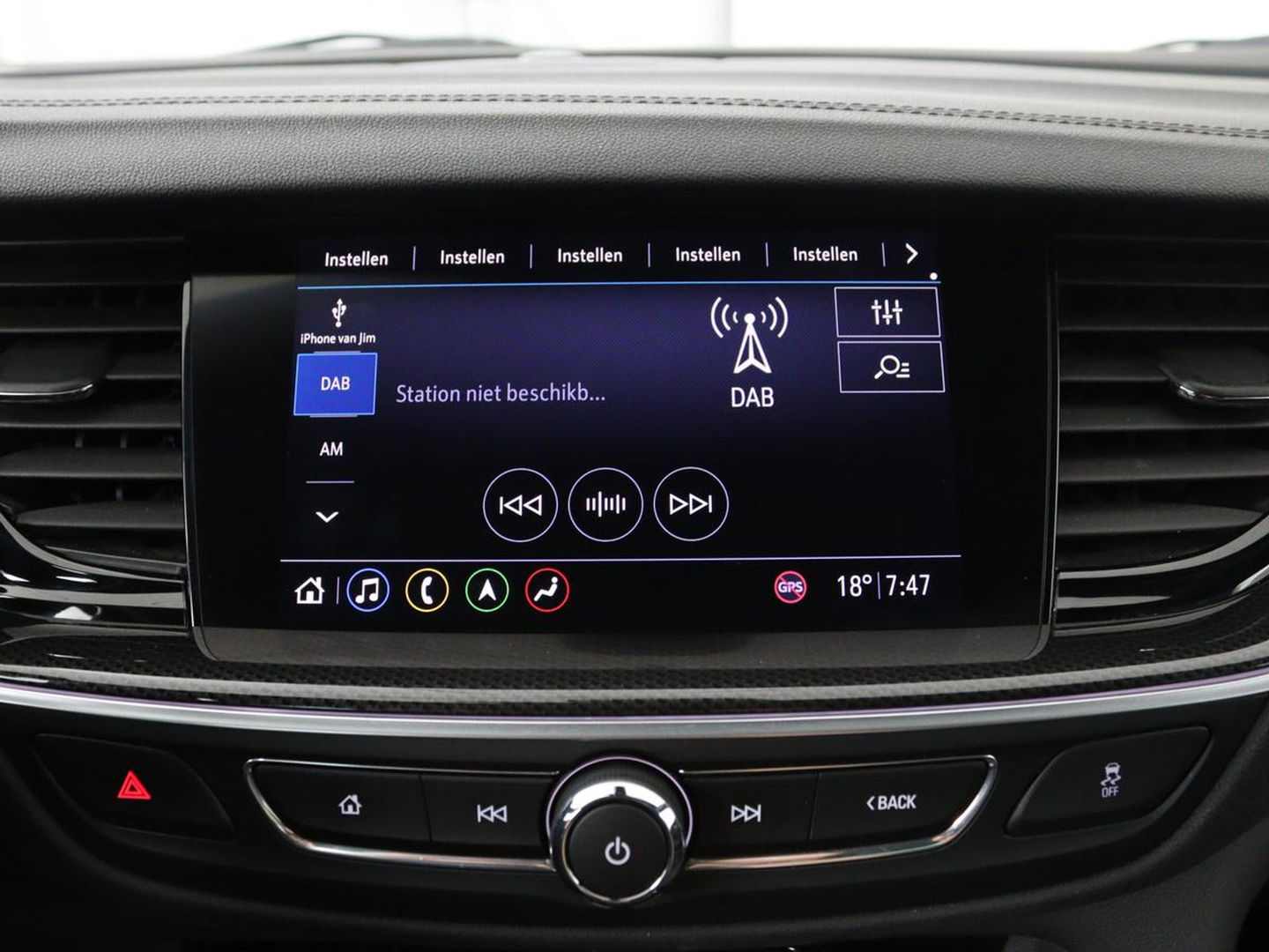 Opel Insignia 1.5 CDTI Business Elegance | Stoel & stuurverwarming | Trekhaak | Camera | Matrix LED | Carplay | Keyless | Navigatie