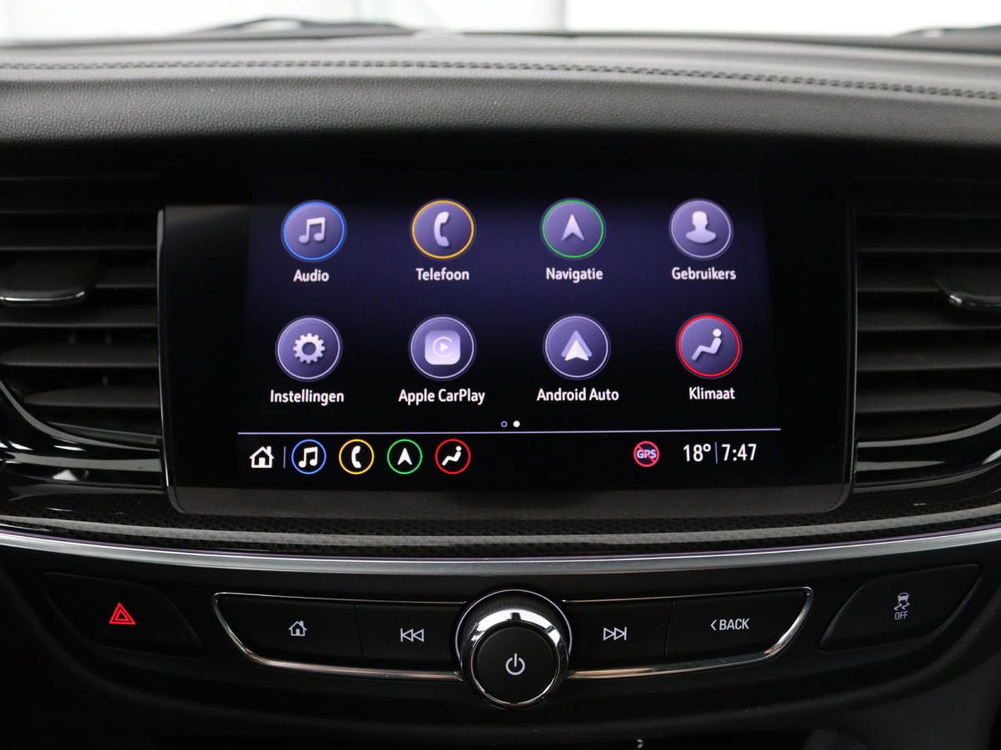 Opel Insignia 1.5 CDTI Business Elegance | Stoel & stuurverwarming | Trekhaak | Camera | Matrix LED | Carplay | Keyless | Navigatie