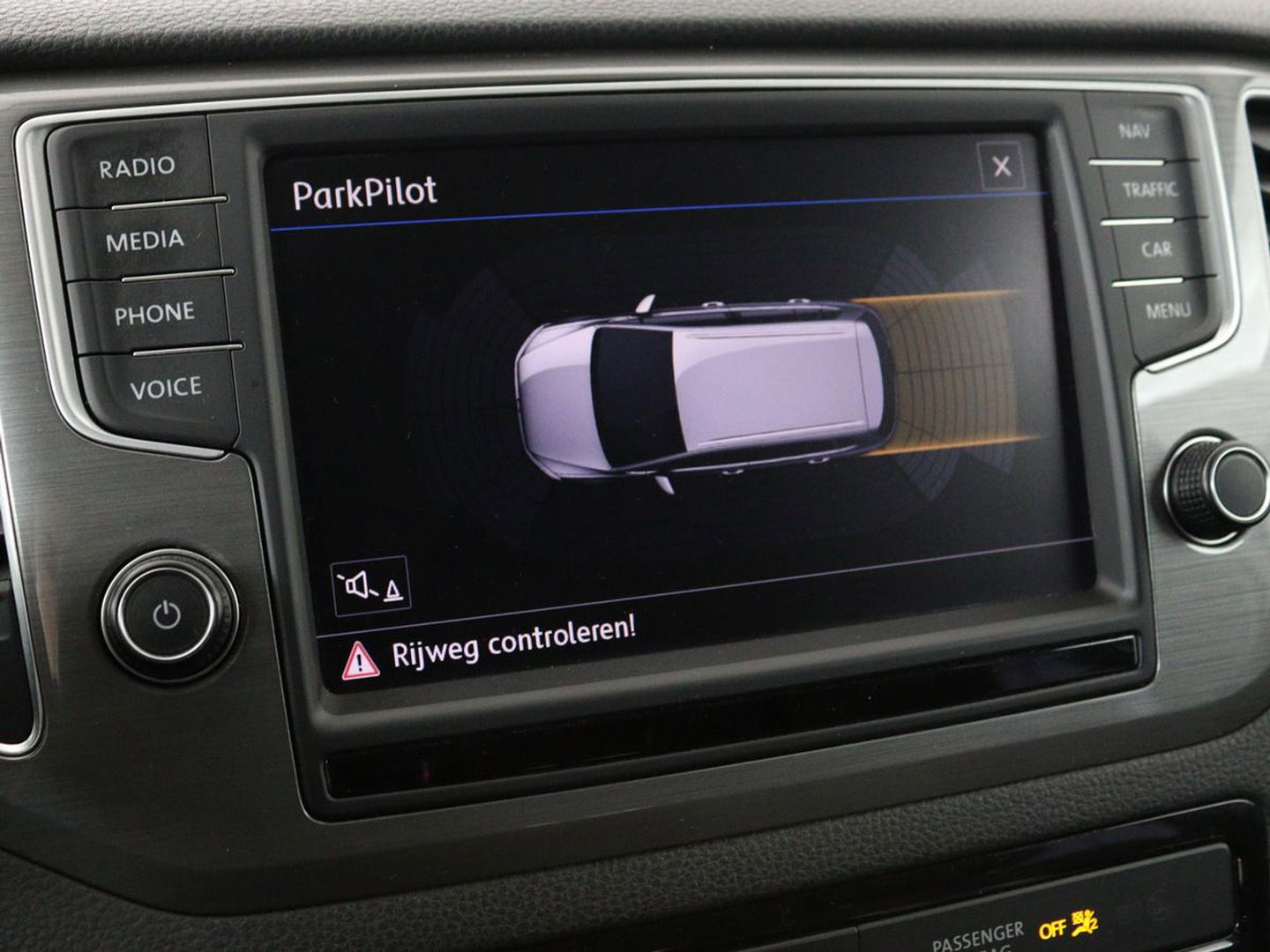 Volkswagen Golf Sportsvan 1.4 TSI Allstar | Automaat | Adaptive cruise | Stoelverwarming | Park Assist | Carplay | Navigatie | Climate control | Bluetooth