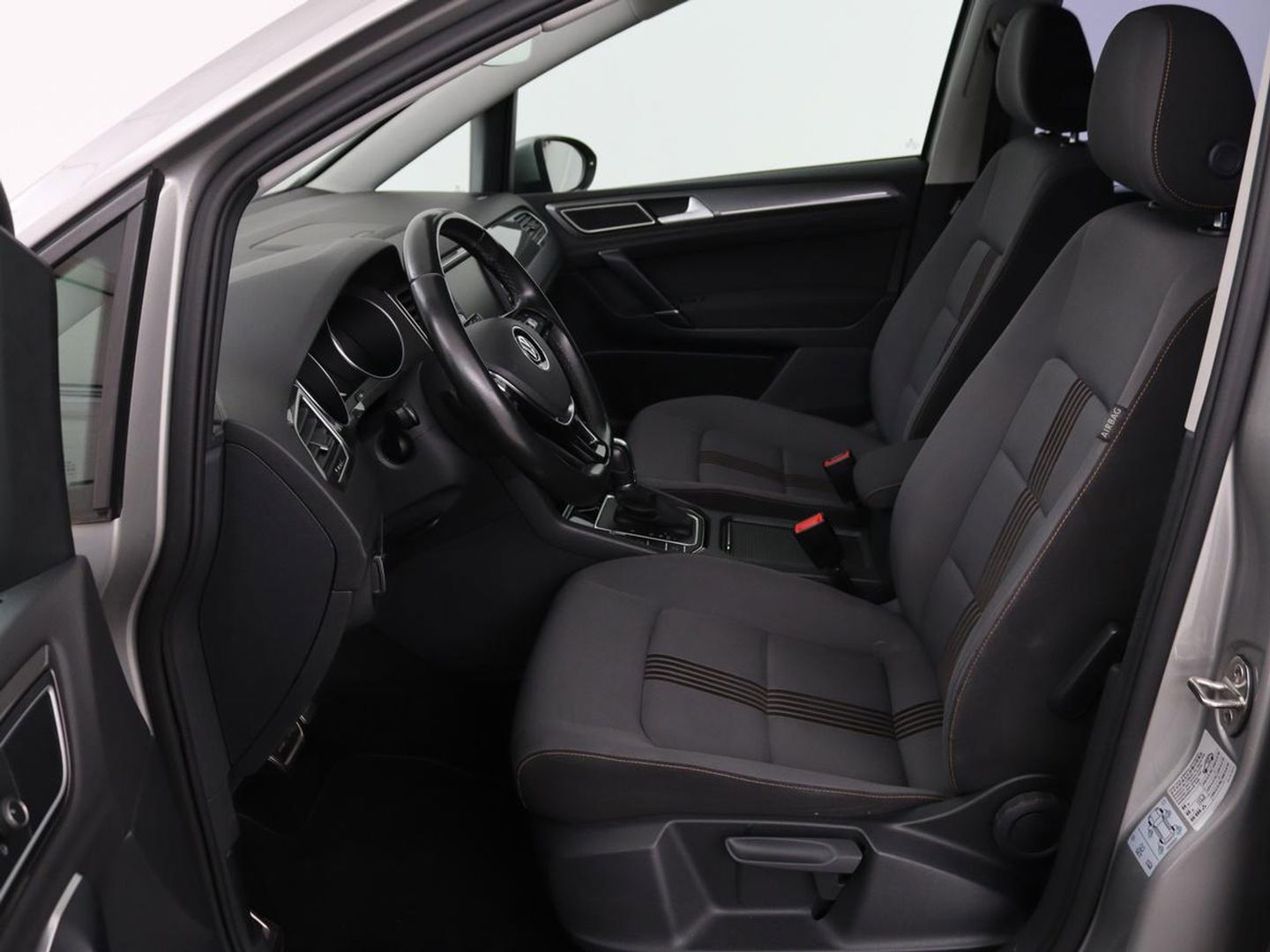 Volkswagen Golf Sportsvan 1.4 TSI Allstar | Automaat | Adaptive cruise | Stoelverwarming | Park Assist | Carplay | Navigatie | Climate control | Bluetooth