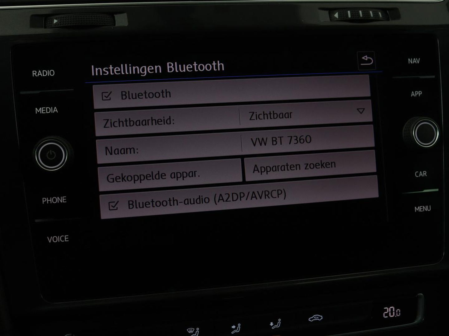 Volkswagen Golf 1.5 TSI Comfortline | Trekhaak | Carplay | Adaptive cruise | Navigatie | Parkeerhulp | Climate control | Bluetooth | Getint glas