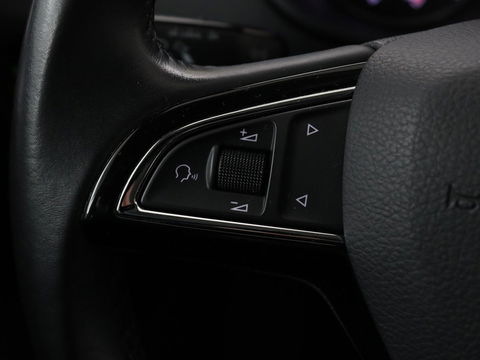 Škoda Octavia 1.0 TSI Ambition | Carplay | Navigatie | Climate control | Parkeerhulp | Cruise control | LED
