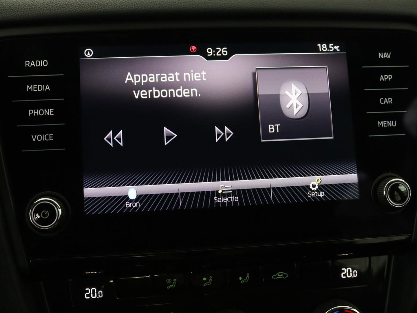 Škoda Octavia 1.0 TSI Ambition | Carplay | Navigatie | Climate control | Parkeerhulp | Cruise control | LED