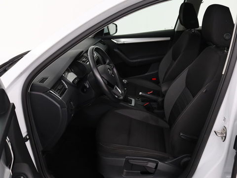 Škoda Octavia 1.0 TSI Ambition | Carplay | Navigatie | Climate control | Parkeerhulp | Cruise control | LED